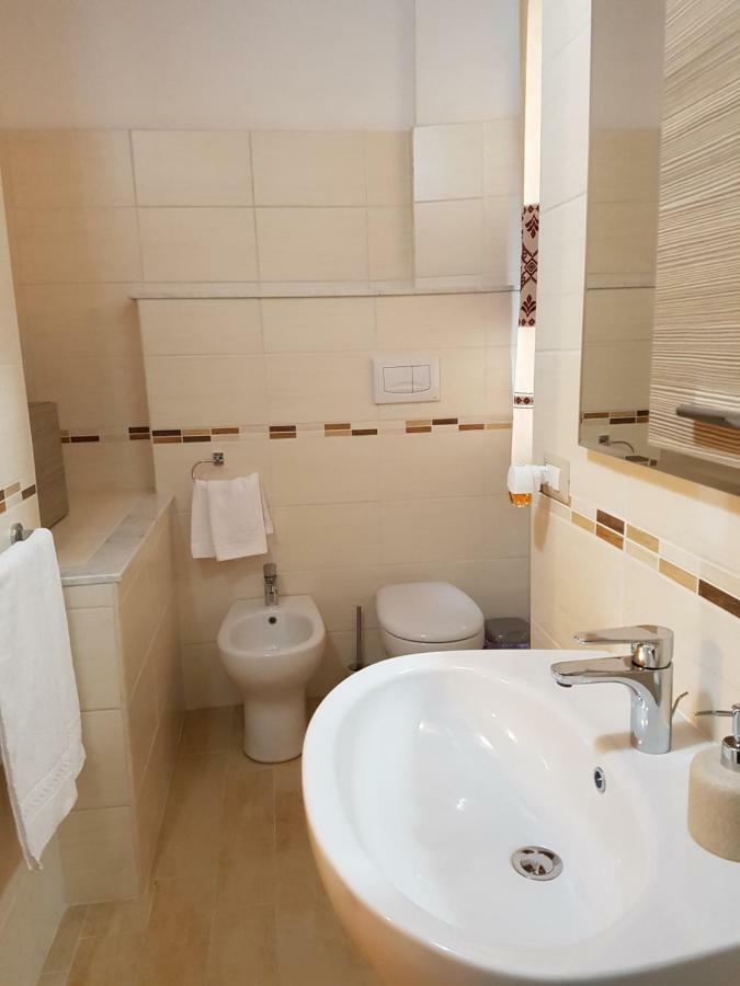 Casa Vacanze La Pavoncella Iglesias Kültér fotó