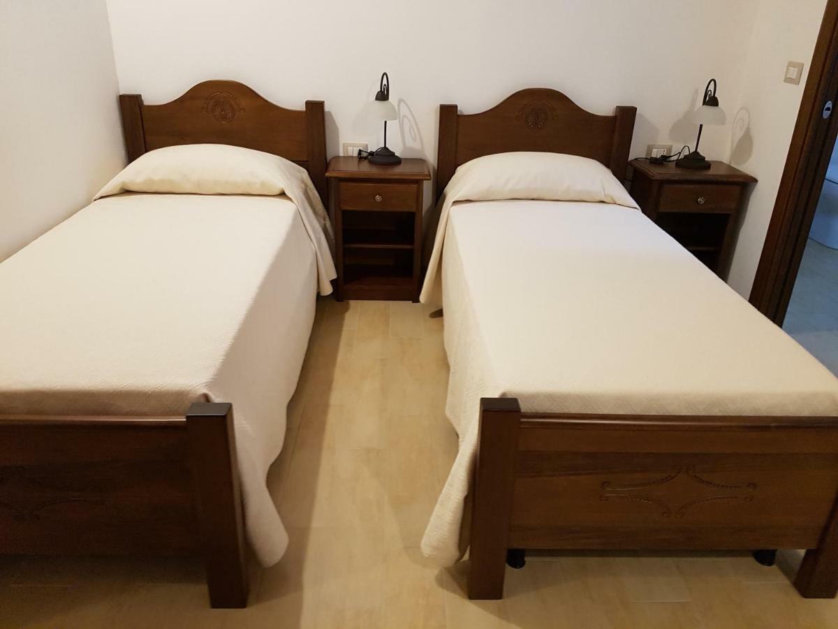 Casa Vacanze La Pavoncella Iglesias Kültér fotó