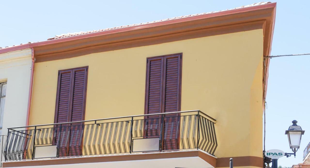 Casa Vacanze La Pavoncella Iglesias Kültér fotó